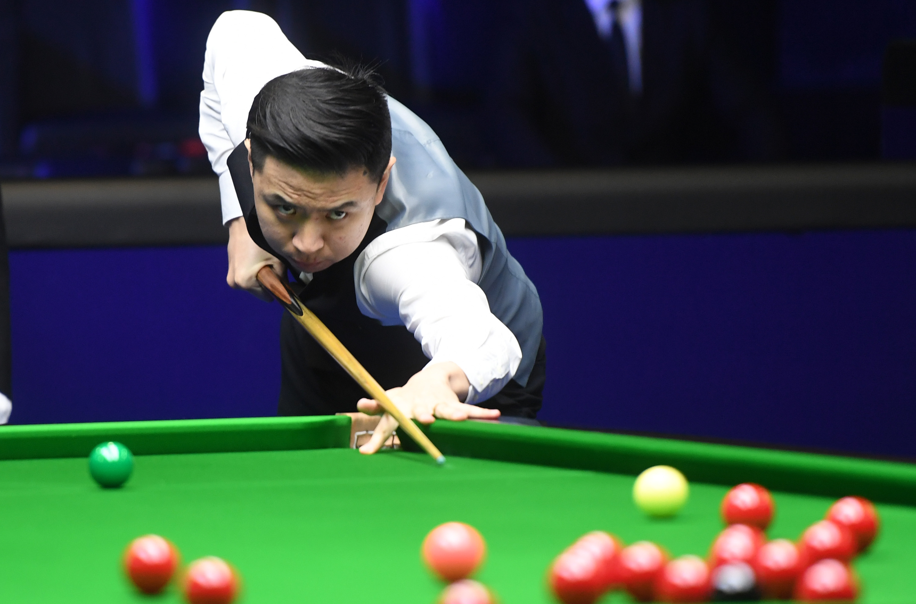 出现由球迷 出现由球迷