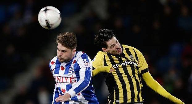 他不是简单 他不是简单